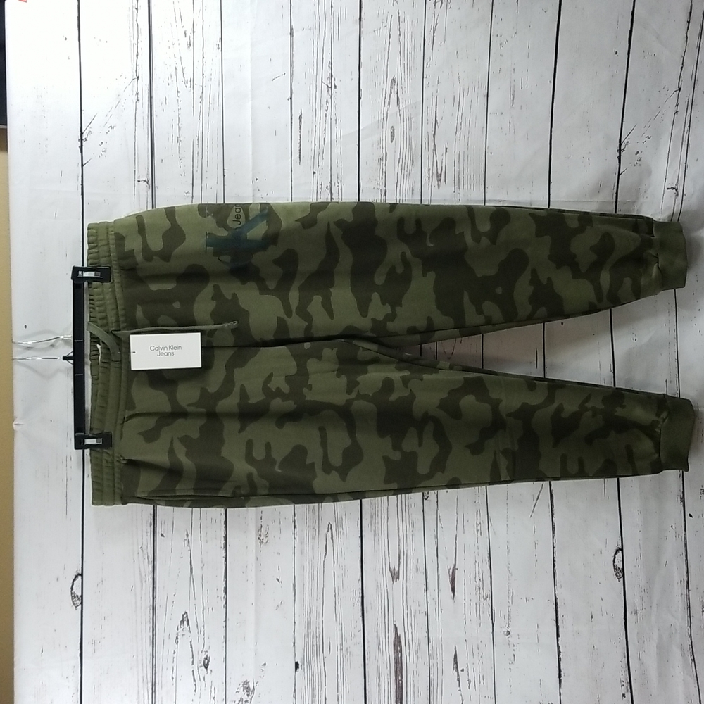 Calvin Klein Joggers XL - Picture 2 of 12
